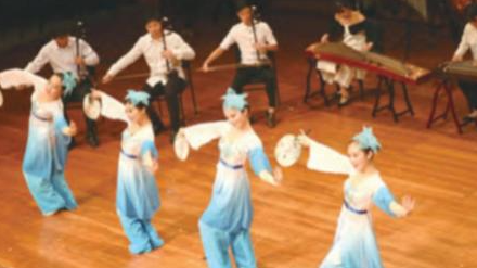 中国青少年访澳大利亚 各式歌舞展浓郁民族风情